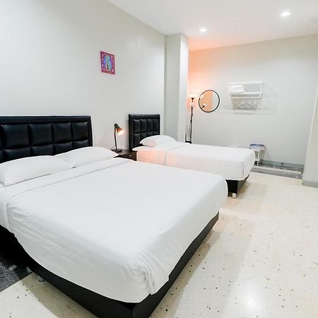 Suksomboon Residence Bangkok Eksteriør bilde
